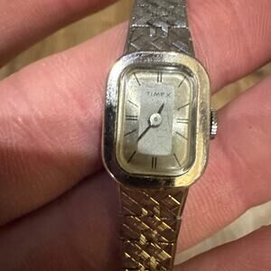 Vintage Timex Women's Wrist Watch Slim Rectangle Base Metal Bezel Stainless Back